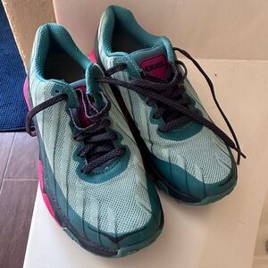 Hoka trail running